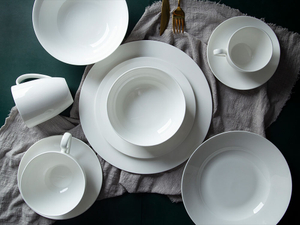 Elegancki porcelanowy zestaw obiadowy do domu